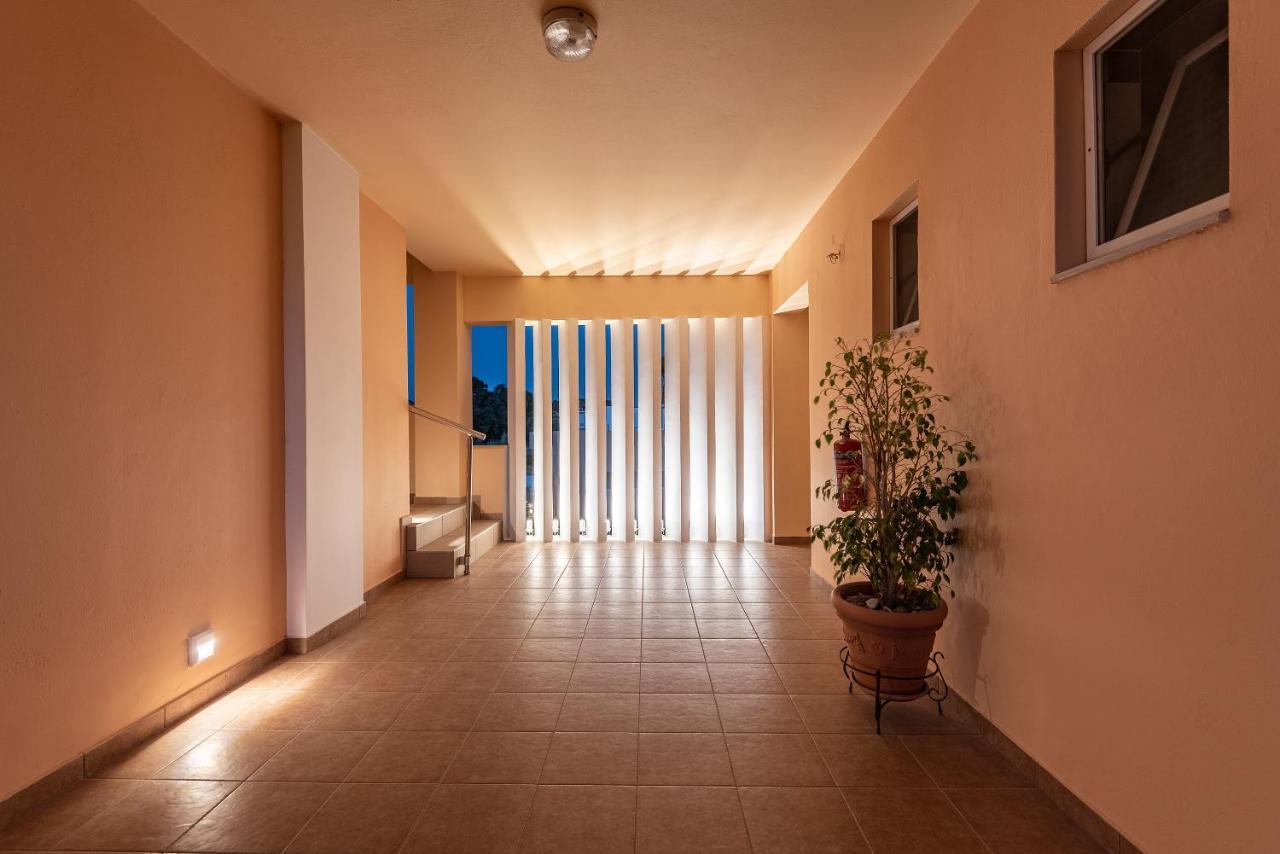 Cirillo Family Hotel-Christinas Studios Mastichari  Exterior photo